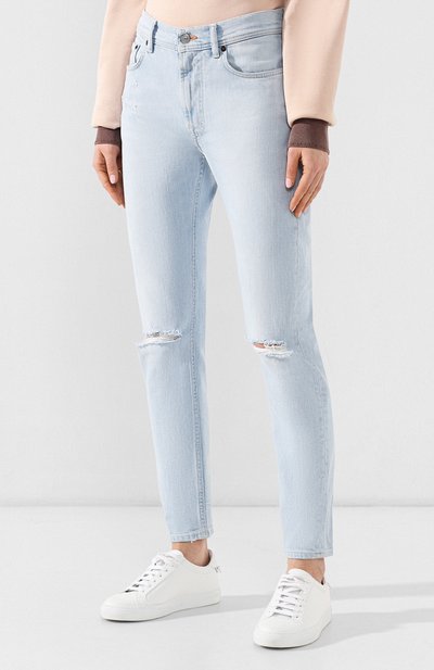 Джинсы с потертостями ACNE STUDIOS голубого цвета по цене 24800 руб., арт. A00045, фото 3 Джинсы с потертостями ACNE STUDIOS, арт. A00045, фото 3