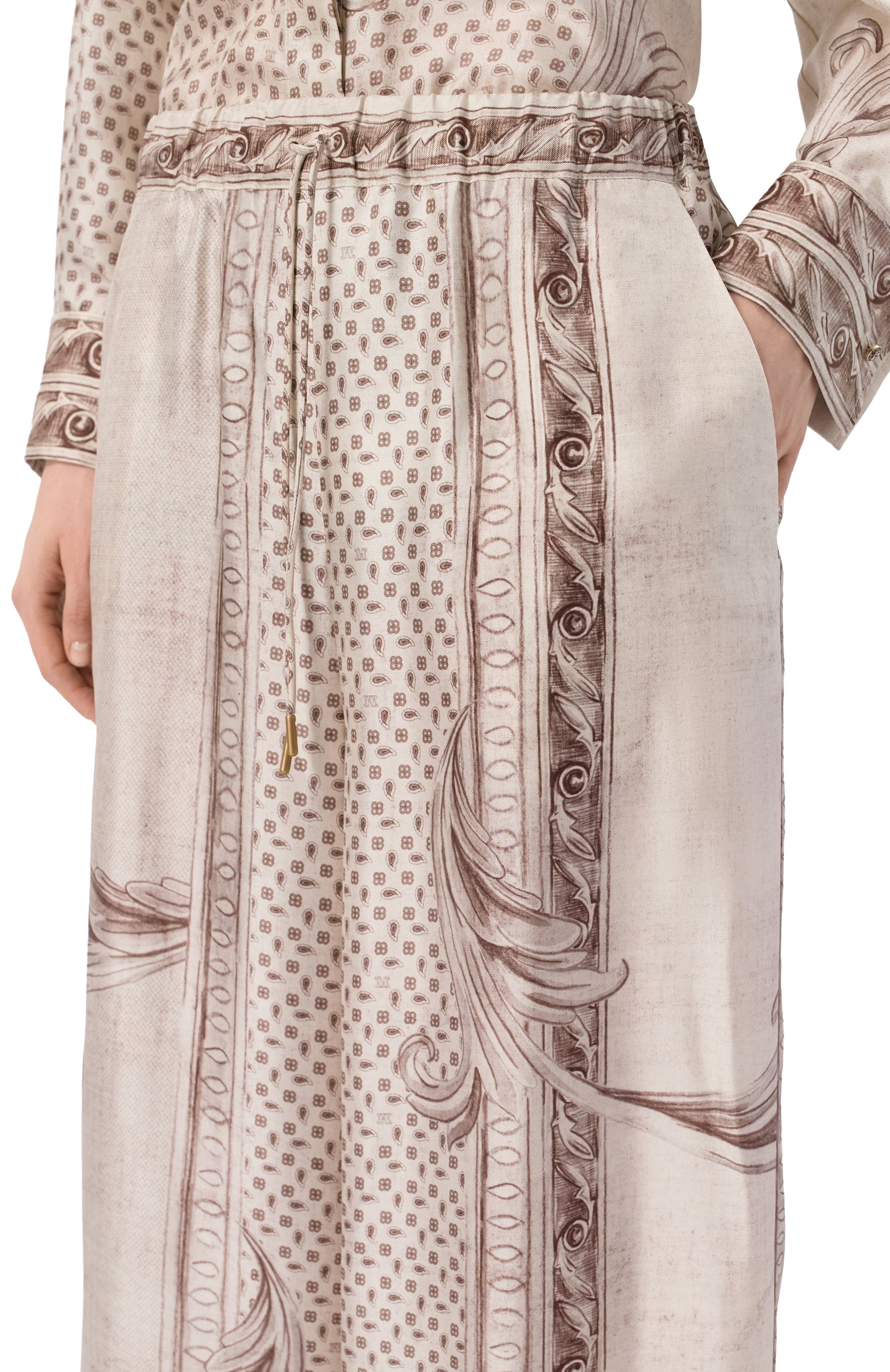 Шелковые брюки MAX MARA кремового цвета по цене 87550 руб., арт. MXMRIVE, фото 5 Шелковые брюки MAX MARA, арт. MXMRIVE, фото 5