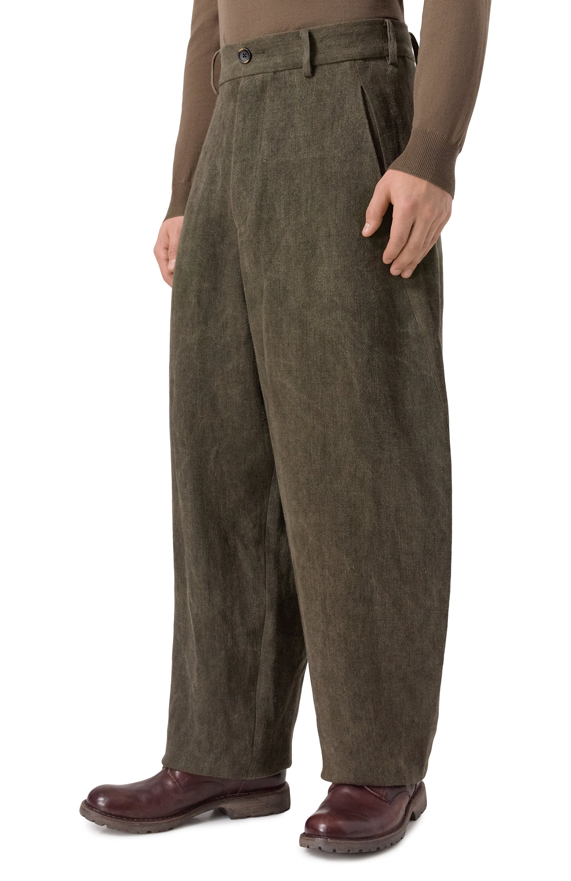 Льняные брюки UMA WANG хаки цвета по цене 152500 руб., арт. UM3517, фото 3 Льняные брюки UMA WANG, арт. UM3517, фото 3