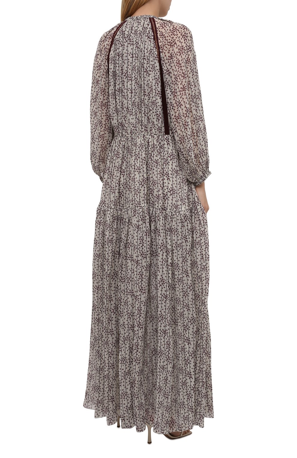 Шелковое платье CHLOÉ серого цвета по цене 413500 руб., арт. CHC21AR031310, фото 4 Шелковое платье CHLOÉ, арт. CHC21AR031310, фото 4