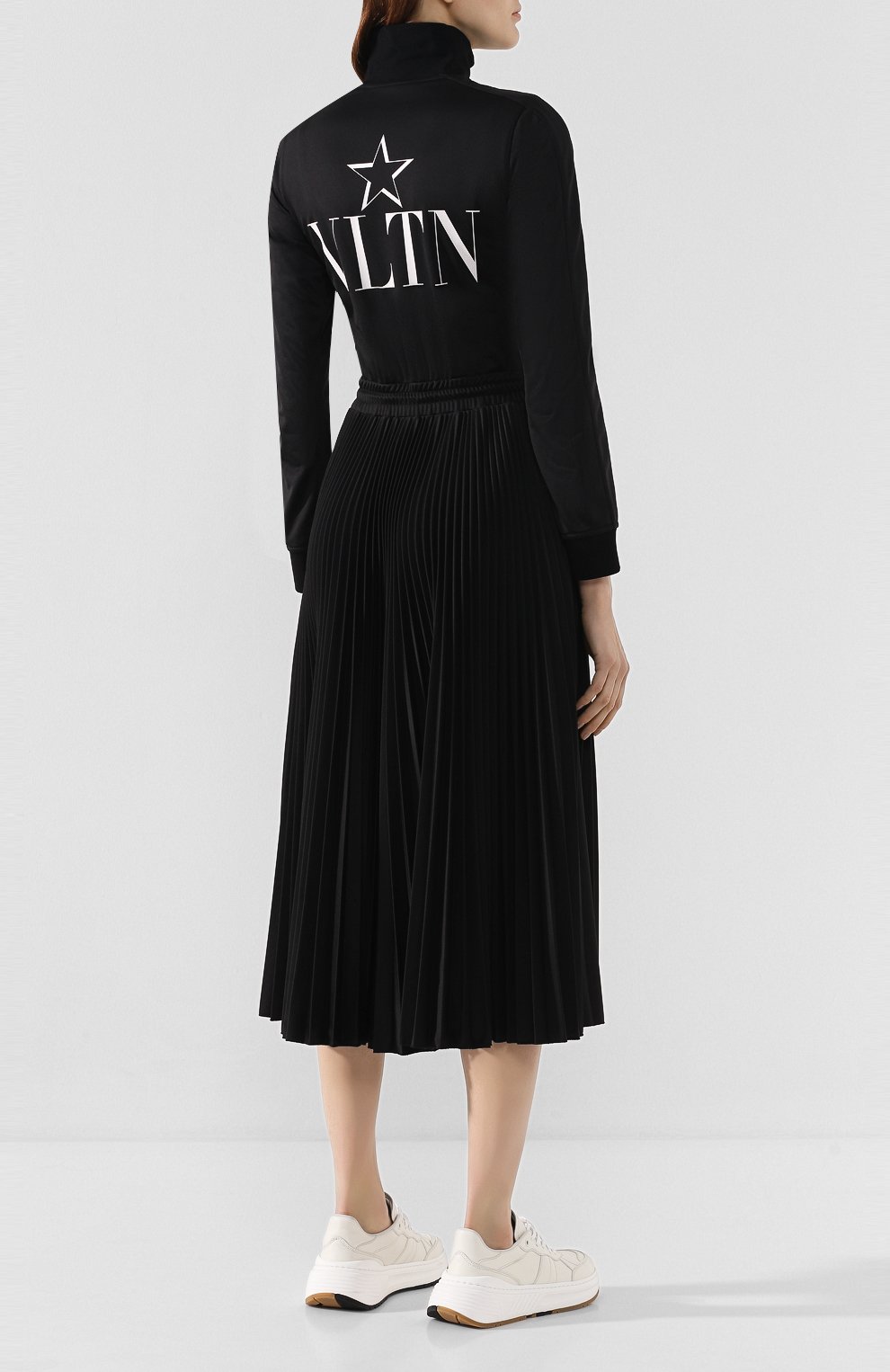 Платье VALENTINO черного цвета по цене 169000 руб., арт. TB3MJ00H5B8, фото 4 Платье VALENTINO, арт. TB3MJ00H5B8, фото 4