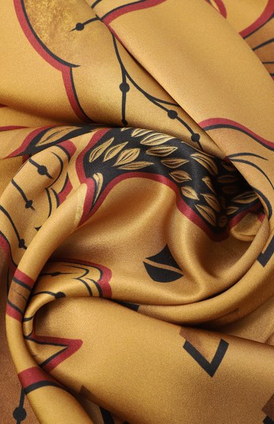 Шелковый платок ХОХЛОМА Х АЛЕНА АХМАДУЛЛИНА золотого цвета по цене 29000 руб., арт. WTA111N, фото 3 Шелковый платок ХОХЛОМА Х АЛЕНА АХМАДУЛЛИНА, арт. WTA111N, фото 3