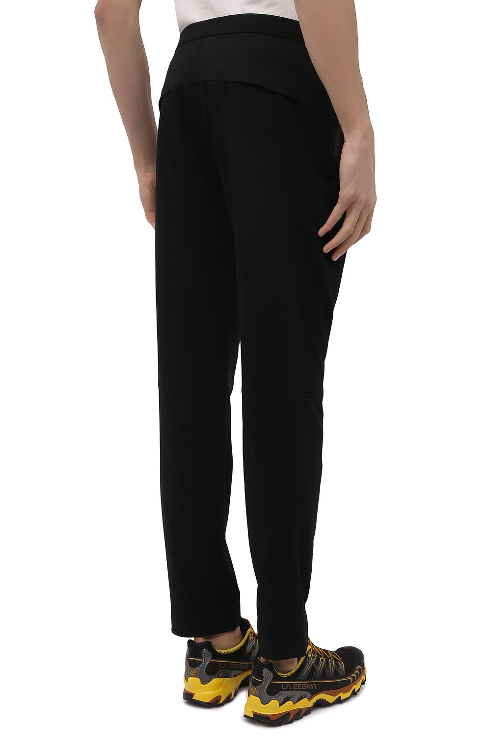 Шерстяные брюки the outdoor capsule ZEGNA черного цвета по цене 87450 руб., арт. VZ407/ZZJP18, фото 4 Шерстяные брюки the outdoor capsule ZEGNA, арт. VZ407/ZZJP18, фото 4