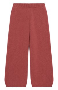 Темно-розовый