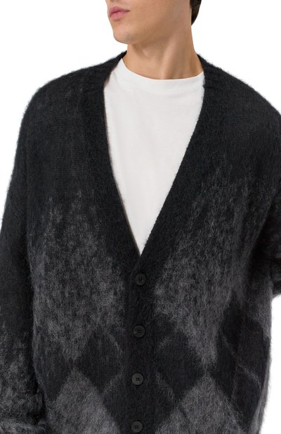 Кардиган ISABEL BENENATO темно-серого цвета по цене 82100 руб., арт. UK67F25, фото 5 Кардиган ISABEL BENENATO, арт. UK67F25, фото 5