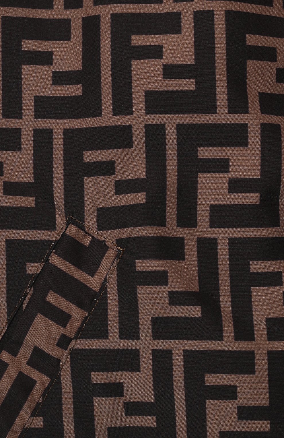 Двусторонняя ветровка FENDI желтого цвета по цене 62650 руб., арт. JUA092/AEYC/8A-12+, фото 6 Двусторонняя ветровка FENDI, арт. JUA092/AEYC/8A-12+, фото 6