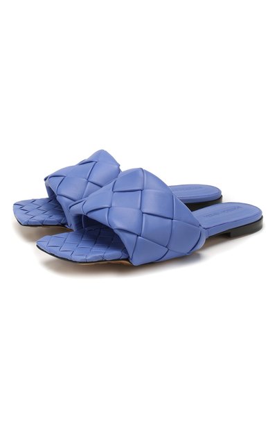 Кожаные шлепанцы BOTTEGA VENETA синего цвета по цене 104000 руб., арт. 608853/VBSS0, фото 1 Кожаные шлепанцы BOTTEGA VENETA, арт. 608853/VBSS0, фото 1