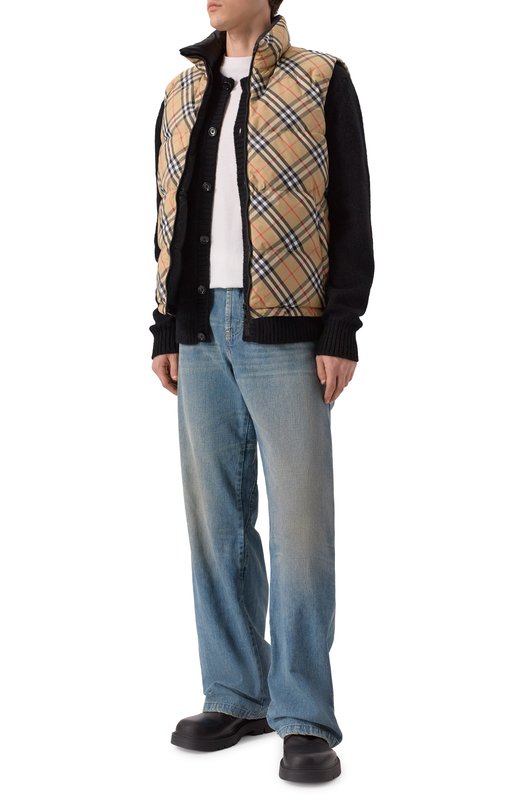 Двусторонний пуховый жилет Burberry 8110200 Бежевый  8110200 Фото 2