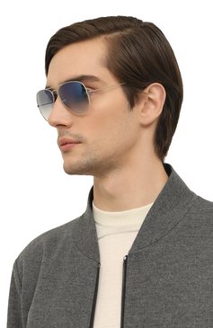 Женские солнцезащитные очки RAY-BAN голубого цвета, арт. 3025-003/3F | Фото 3 (Кросс-КТ: С/з-унисекс; Нос: Не проставлено; Тип очков: С/з; Материал: Металл; Очки форма: Авиаторы; Оптика Гендер: оптика-унисекс)