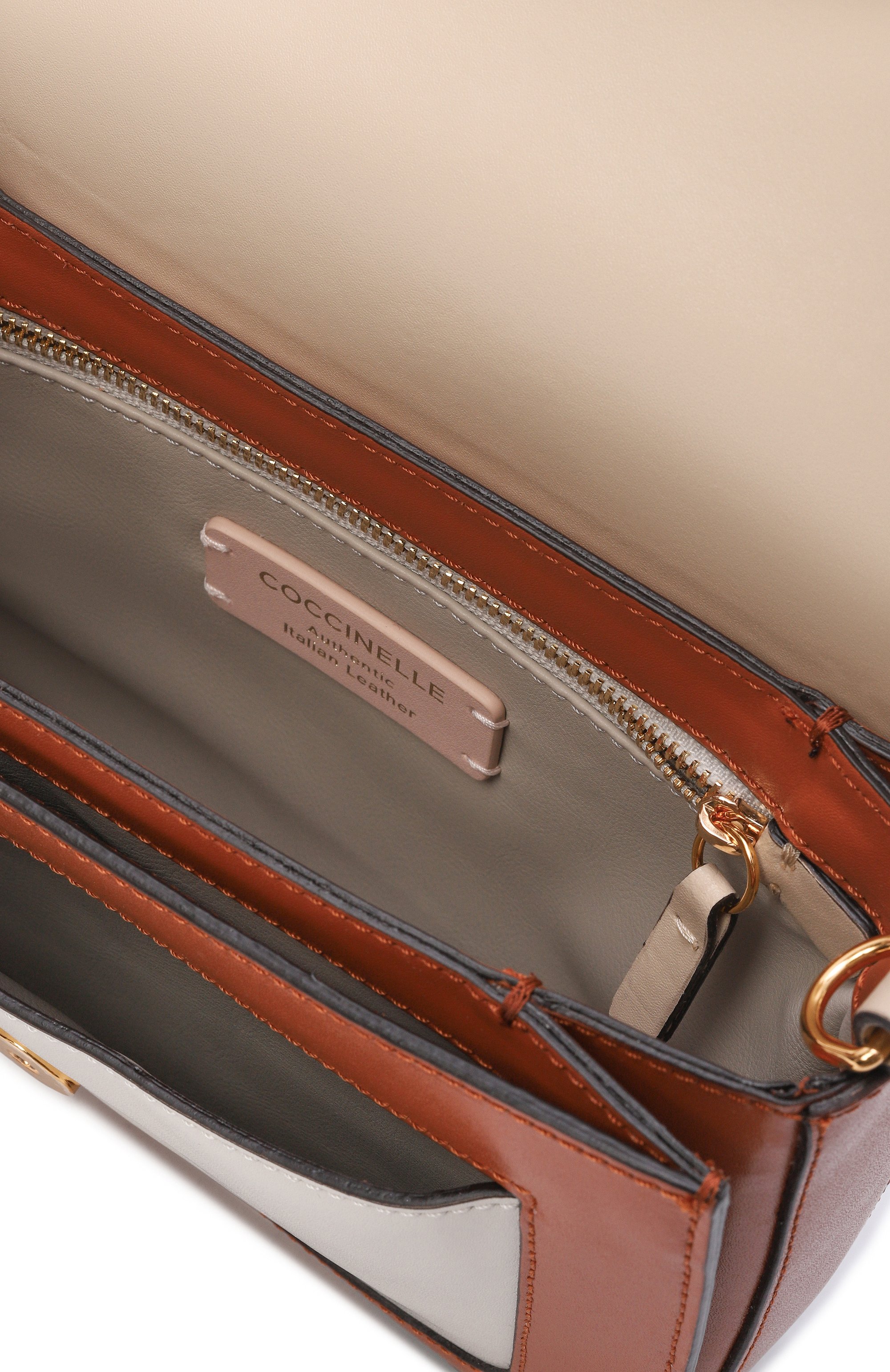 Сумка c-me COCCINELLE бежевого цвета по цене 37800 руб., арт. E1 U4H 15 01 01, фото 5 Сумка c-me COCCINELLE, арт. E1 U4H 15 01 01, фото 5