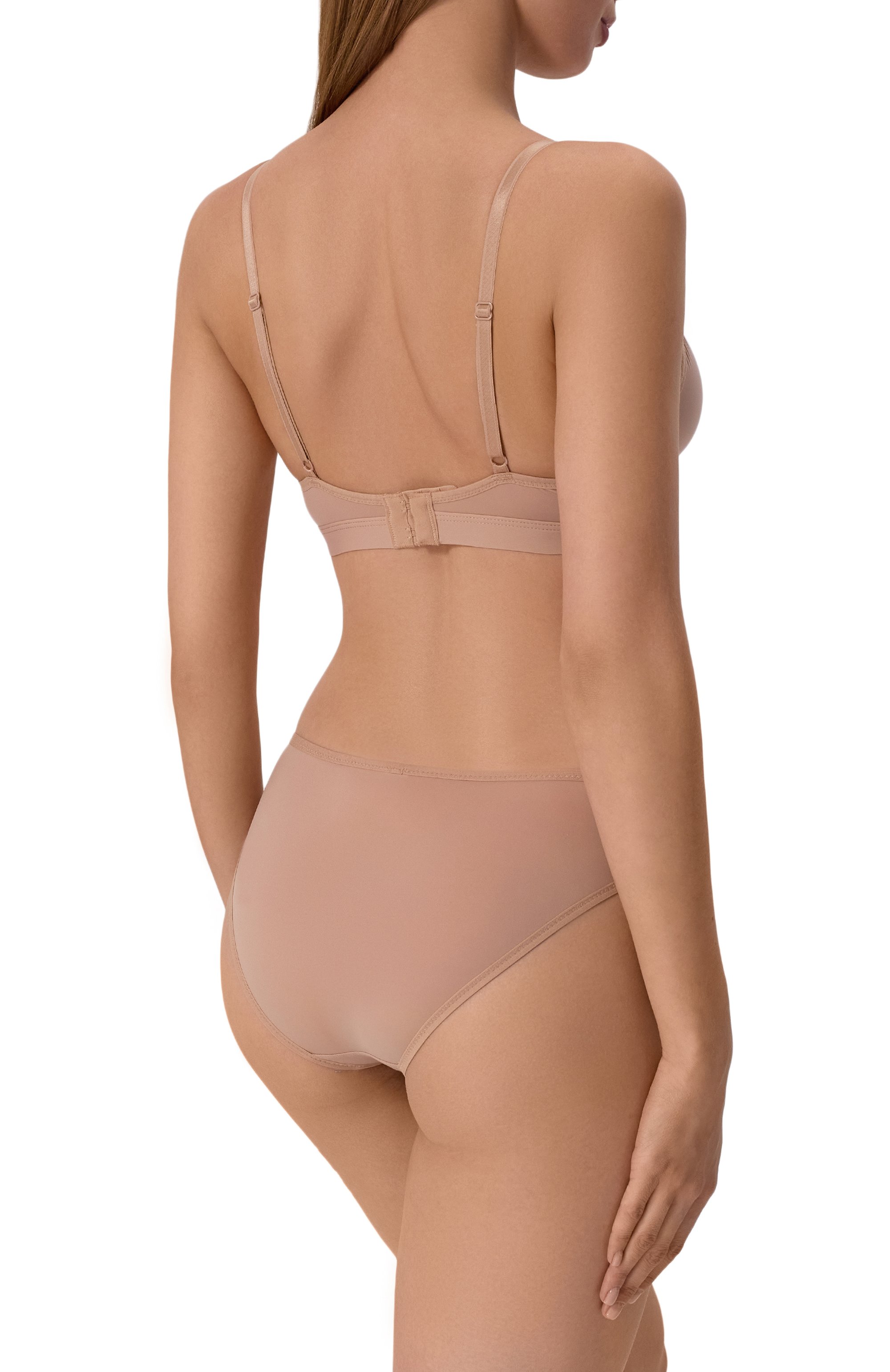 Трусы-слипы LISE CHARMEL бежевого цвета по цене 8180 руб., арт. PCP0101, фото 3 Трусы-слипы LISE CHARMEL, арт. PCP0101, фото 3