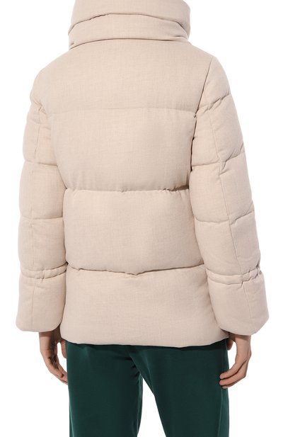 Пуховик MOORER светло-бежевого цвета по цене 310500 руб., арт. MADEIRA/LS9, фото 4 Пуховик MOORER, арт. MADEIRA/LS9, фото 4