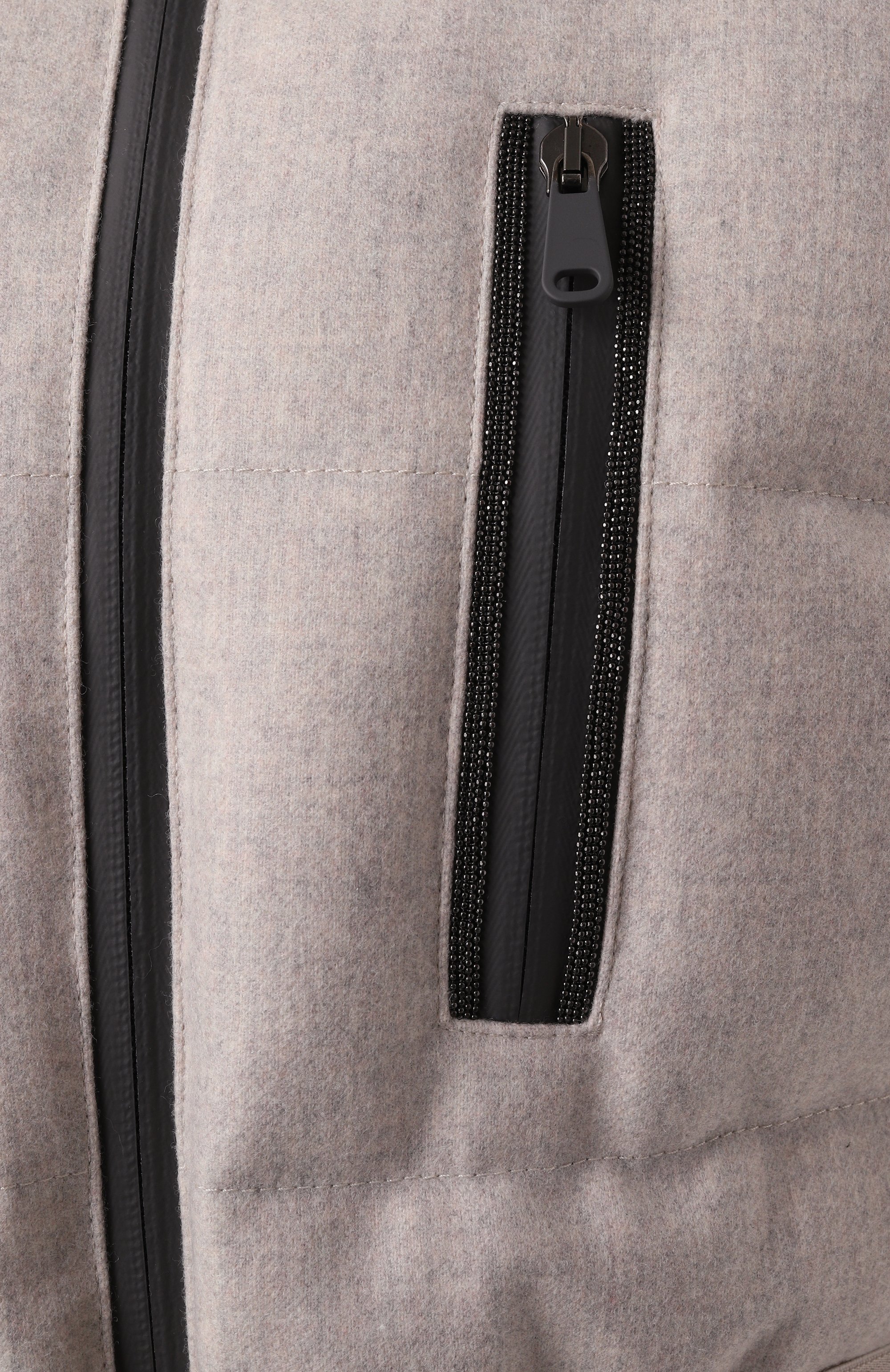 Пуховик BRUNELLO CUCINELLI серого цвета по цене 696500 руб., арт. MK38P7900, фото 7 Пуховик BRUNELLO CUCINELLI, арт. MK38P7900, фото 7