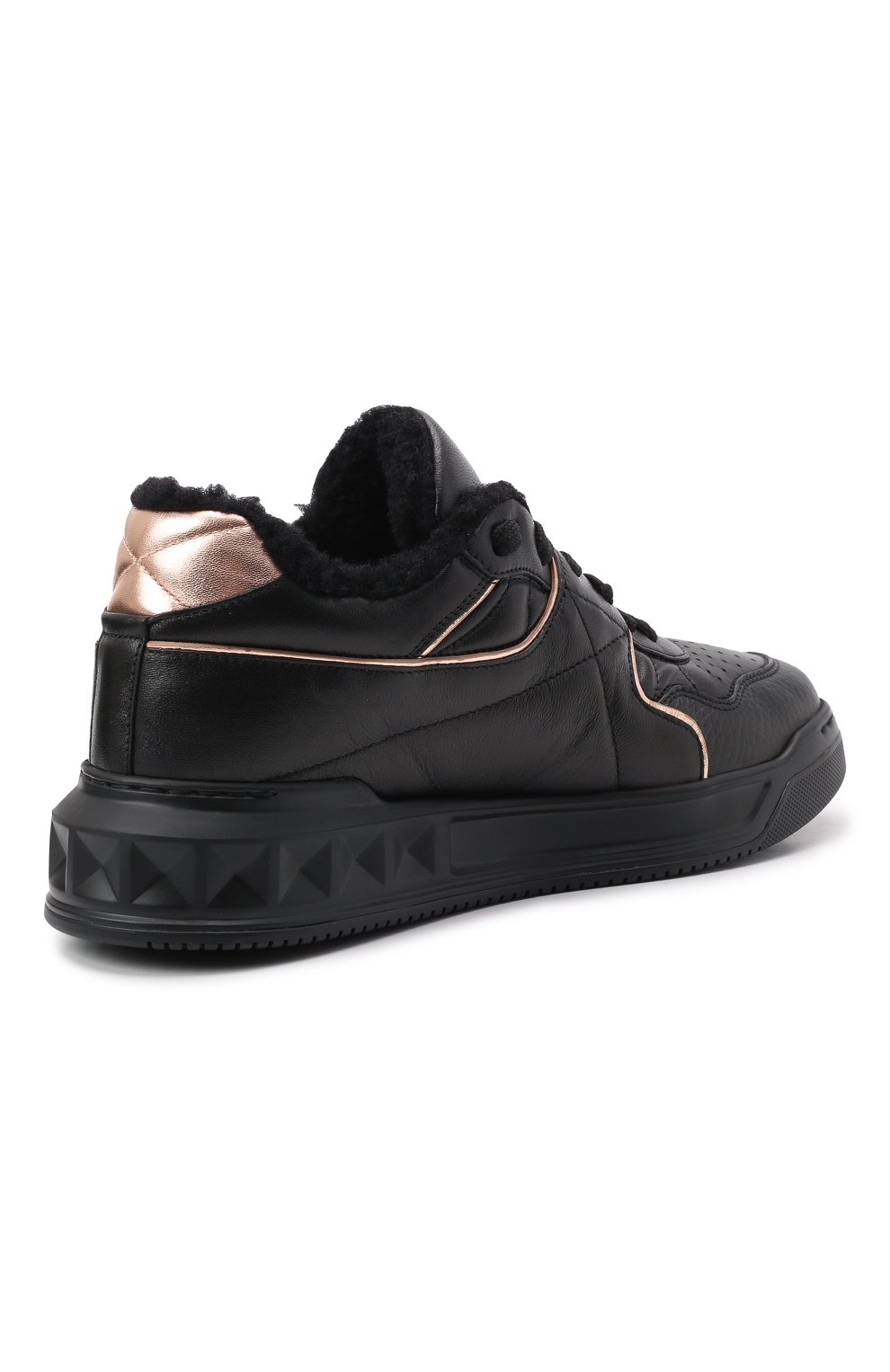 Кожаные кеды one stud VALENTINO черного цвета по цене 69600 руб., арт. XW2S0CS4/ITB, фото 5 Кожаные кеды one stud VALENTINO, арт. XW2S0CS4/ITB, фото 5