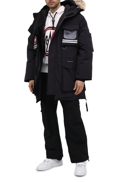 Пуховая парка snow mantra с меховой отделкой CANADA GOOSE темно-синего цвета по цене 191500 руб., арт. 9501M, фото 2 Пуховая парка snow mantra с меховой отделкой CANADA GOOSE, арт. 9501M, фото 2