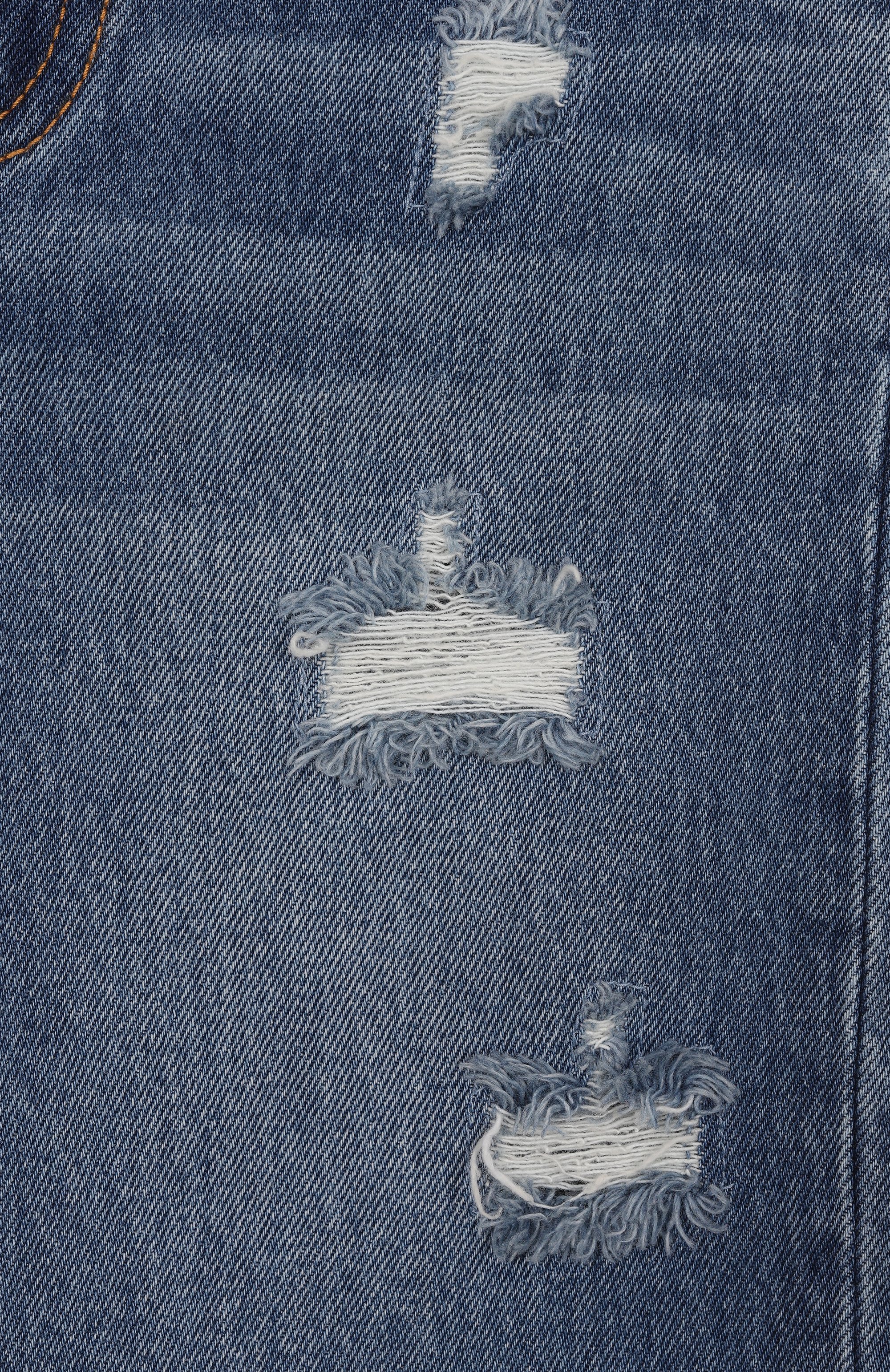 Джинсовые шорты MOSCHINO синего цвета по цене 15800 руб., арт. HUQ026/L0E35/4-8, фото 3 Джинсовые шорты MOSCHINO, арт. HUQ026/L0E35/4-8, фото 3