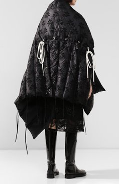 Женский пуховик 4 moncler simone rocha MONCLER GENIUS черного цвета, арт. E2-09W-49307-00-54AE4 | Фото 4 (Рукава: Короткие; Длина (верхняя одежда): До колена; Материал внешний: Синтетический материал; Кросс-КТ: Пуховик; Материал сплава: Проставлено; Материал подклада: Синтетический материал; Драгоценные камни: Проставлено; Материал утеплителя: Пух и перо; Статус проверки: Проверена категория)