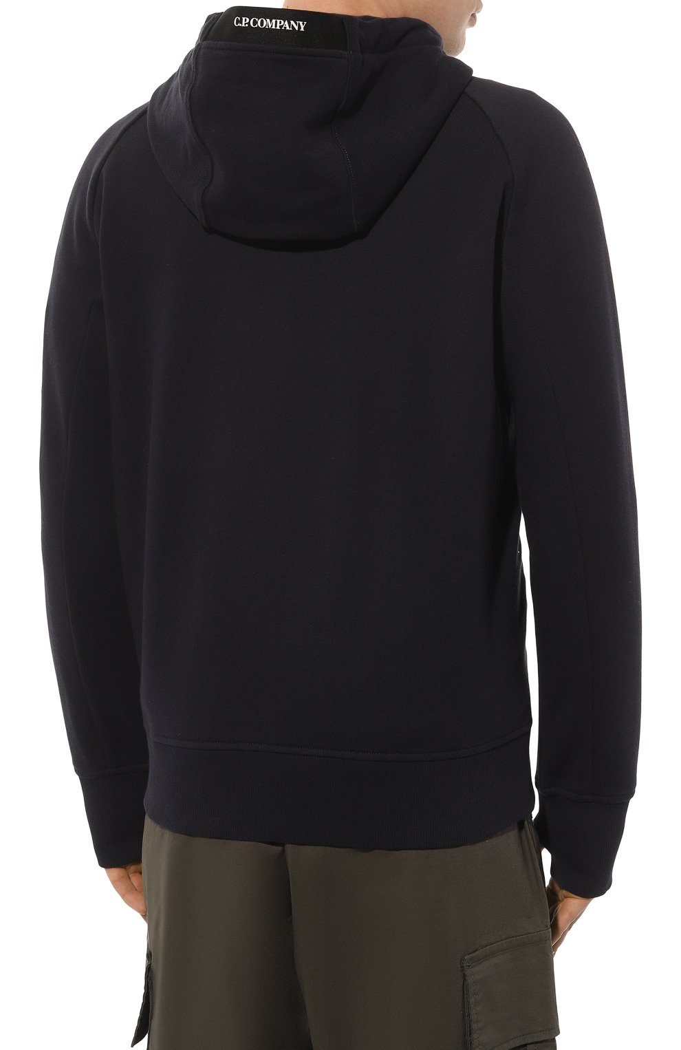 Хлопковая толстовка C.P. COMPANY темно-синего цвета по цене 32100 руб., арт. 16CMSS400A005086W, фото 4 Хлопковая толстовка C.P. COMPANY, арт. 16CMSS400A005086W, фото 4