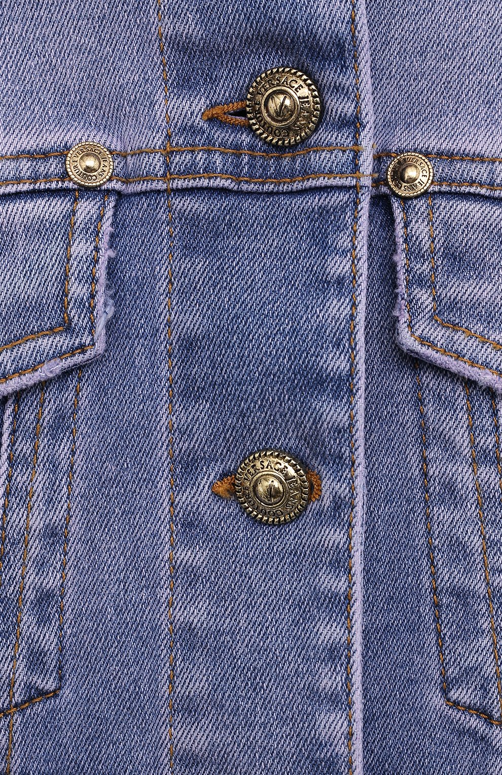 Джинсовая куртка VERSACE JEANS COUTURE голубого цвета по цене 54450 руб., арт. C0HWA960-WDP416/AR97Y, фото 5 Джинсовая куртка VERSACE JEANS COUTURE, арт. C0HWA960-WDP416/AR97Y, фото 5