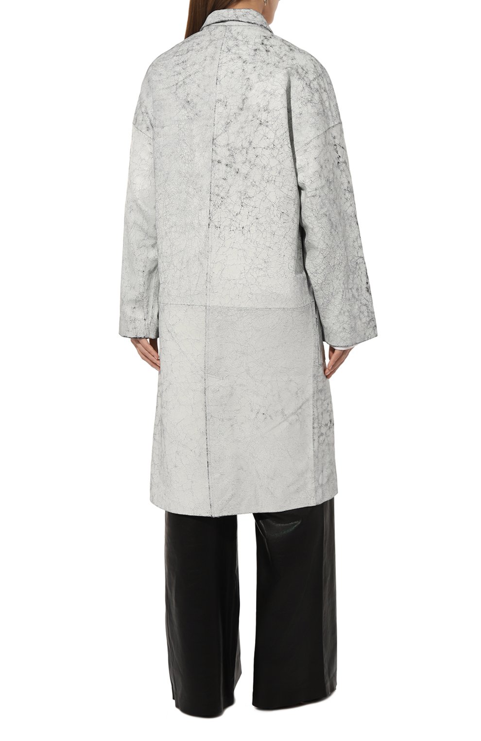 Кожаное пальто RED SEPTEMBER белого цвета по цене 155000 руб., арт. 324.01.57.03, фото 4 Кожаное пальто RED SEPTEMBER, арт. 324.01.57.03, фото 4