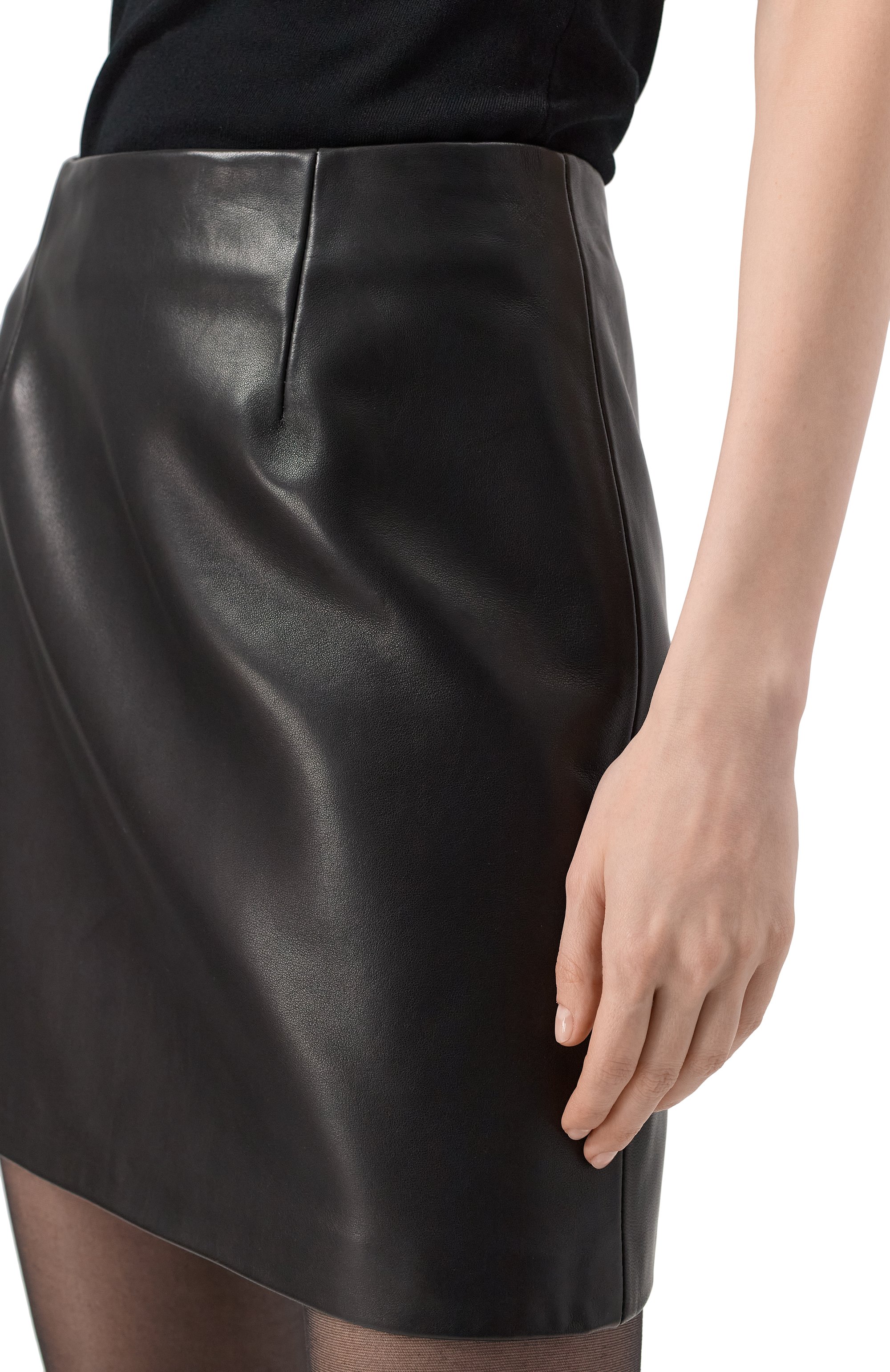 Кожаная юбка LESYANEBO черного цвета по цене 72000 руб., арт. LN09H-0502L_OZ, фото 5 Кожаная юбка LESYANEBO, арт. LN09H-0502L_OZ, фото 5