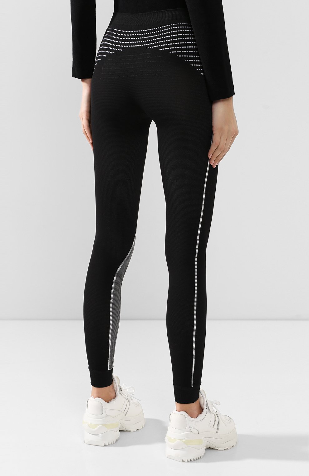 Легинсы OFF-WHITE черного цвета по цене 15550 руб., арт. 0WCD011E19D860671001, фото 4 Легинсы OFF-WHITE, арт. 0WCD011E19D860671001, фото 4