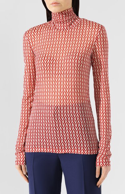Водолазка из вискозы VALENTINO красного цвета по цене 59700 руб., арт. RB3MG00UGGP, фото 3 Водолазка из вискозы VALENTINO, арт. RB3MG00UGGP, фото 3