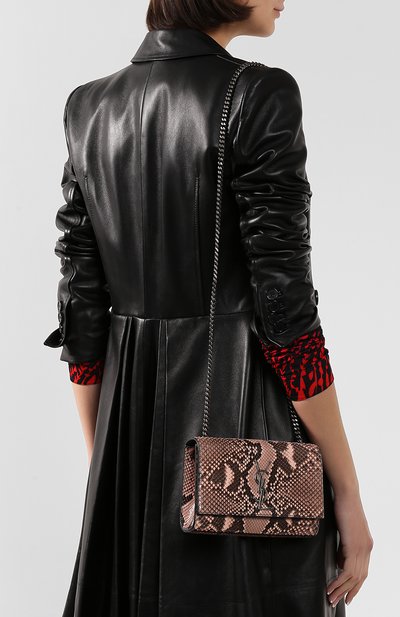 Сумка monogram kate из кожи питона SAINT LAURENT бежевого цвета по цене 340500 руб., арт. 469390/LT9HD/PRET, фото 5 Сумка monogram kate из кожи питона SAINT LAURENT, арт. 469390/LT9HD/PRET, фото 5