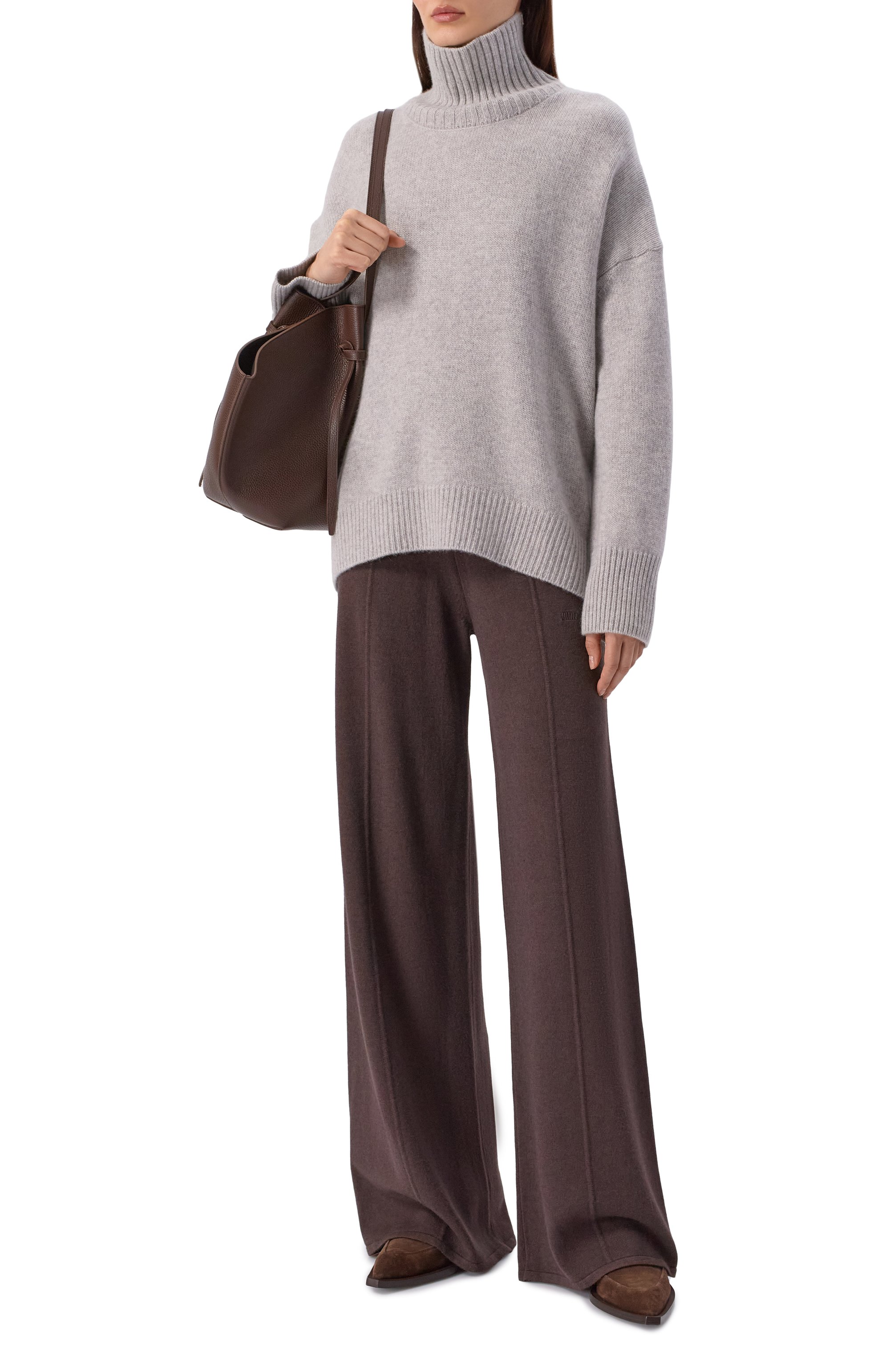 Брюки HINNOMINATE коричневого цвета по цене 18600 руб., арт. HMABW02128, фото 2 Брюки HINNOMINATE, арт. HMABW02128, фото 2