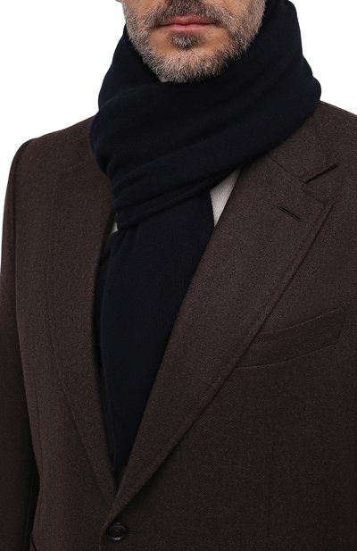 Кашемировый шарф ALLUDE темно-синего цвета по цене 26550 руб., арт. 215/11241, фото 2 Кашемировый шарф ALLUDE, арт. 215/11241, фото 2