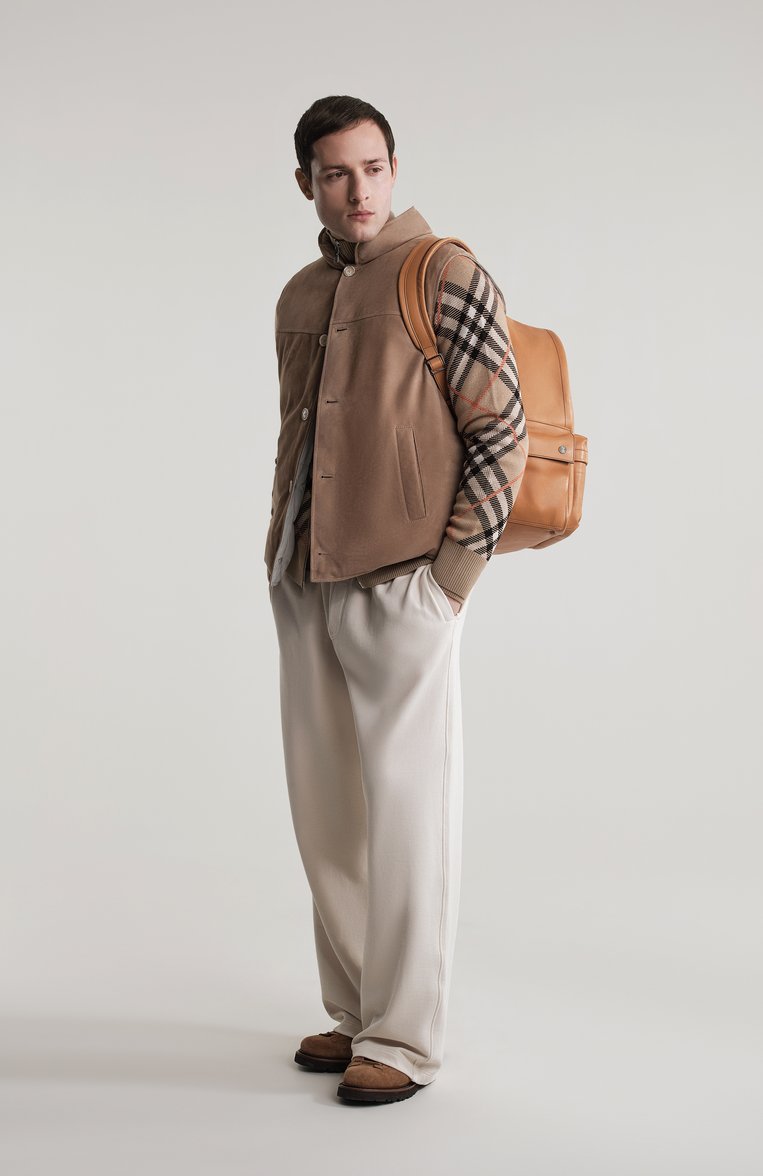 Мужской шерстяной кардиган BURBERRY бежевого цвета, арт. 8095087 | Фото 7 (Длина (для топов): Стандартные; Рукава: Длинные; Материал внешний: Шерсть; Мужское Кросс-КТ: Кардиган-одежда; Стили: Кэжуэл; Застежка: Молния)