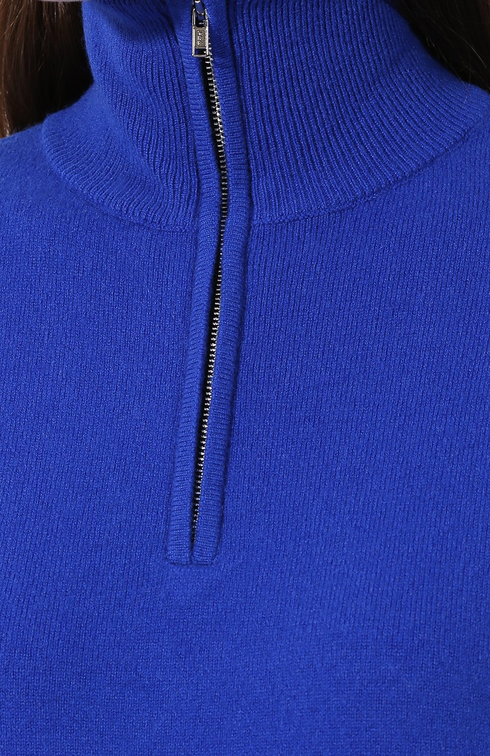 Кашемировый свитер EXTREME CASHMERE синего цвета по цене 37150 руб., арт. 102/HERE, фото 5 Кашемировый свитер EXTREME CASHMERE, арт. 102/HERE, фото 5
