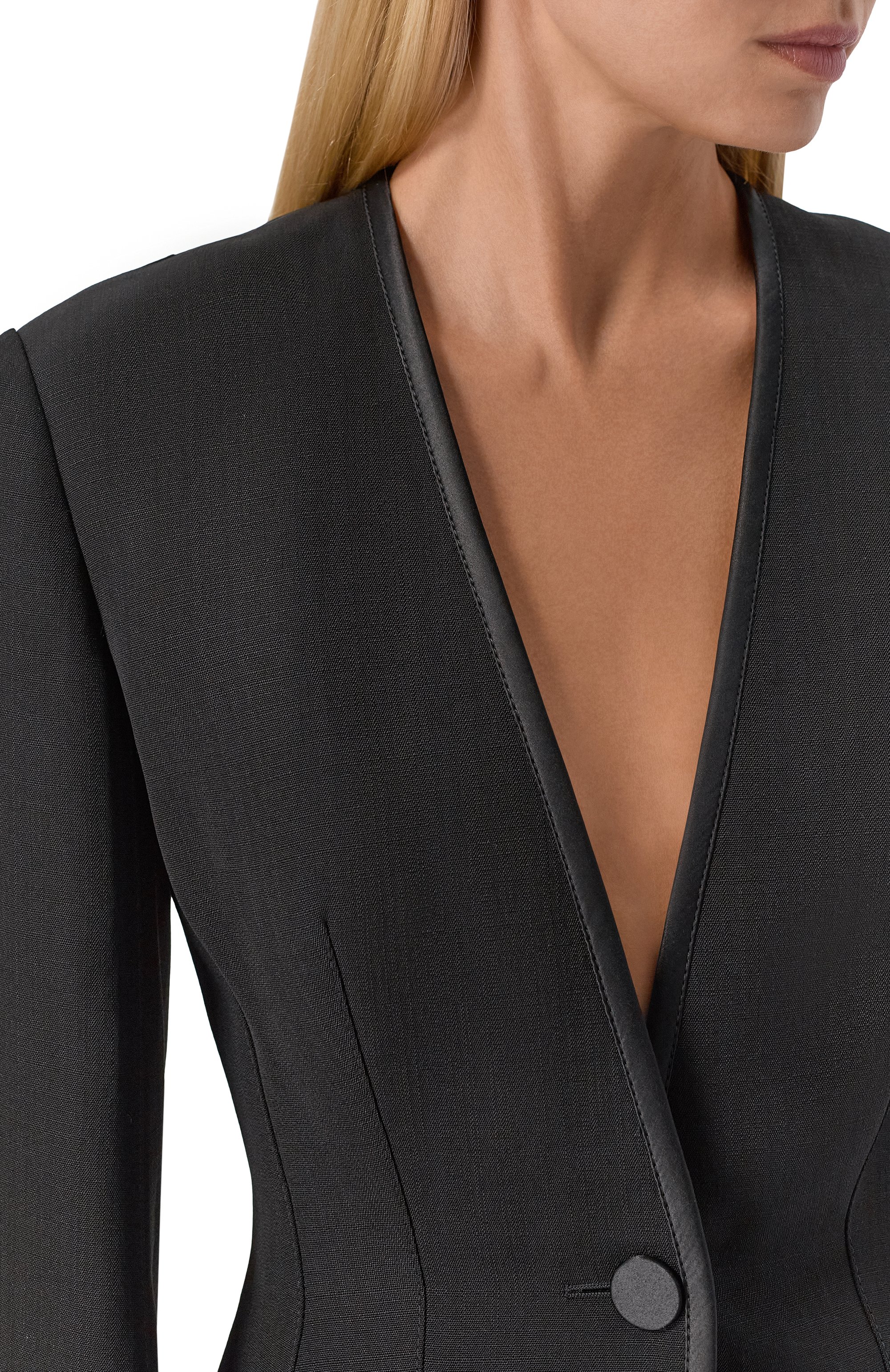 Жакет из вискозы и шелка LANVIN черного цвета по цене 389500 руб., арт. RW-JA0057-6314-E26, фото 5 Жакет из вискозы и шелка LANVIN, арт. RW-JA0057-6314-E26, фото 5