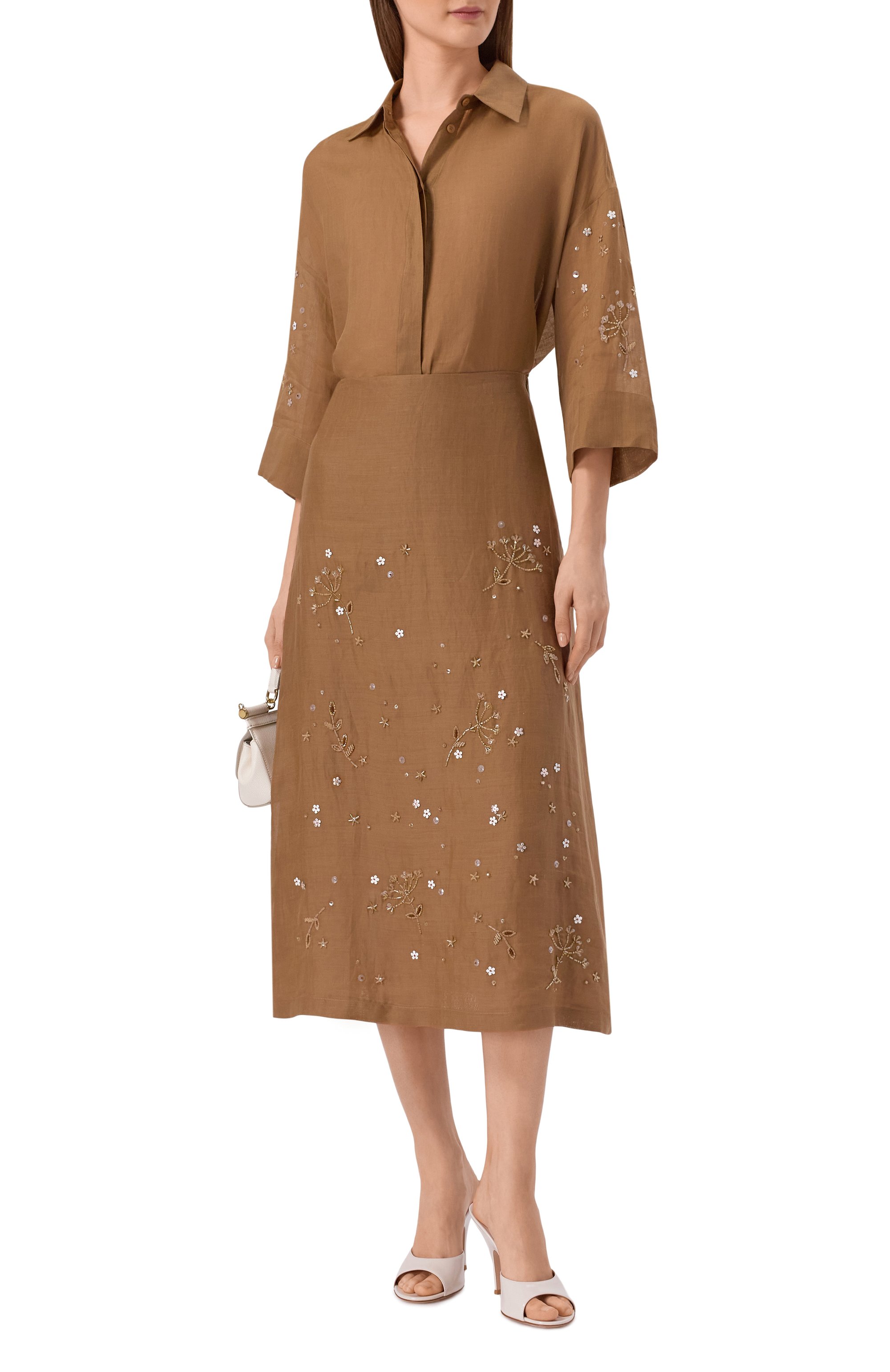 Рубашка LORENA ANTONIAZZI светло-коричневого цвета по цене 94600 руб., арт. E2644CA58A/4248R, фото 2 Рубашка LORENA ANTONIAZZI, арт. E2644CA58A/4248R, фото 2