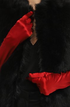 Женские перчатки DOLCE & GABBANA красного цвета, арт. FG108A/FURHM | Фото 2 (Материал: Текстиль, Синтетический материал; Материал сплава: Проставлено; Нос: Не проставлено)