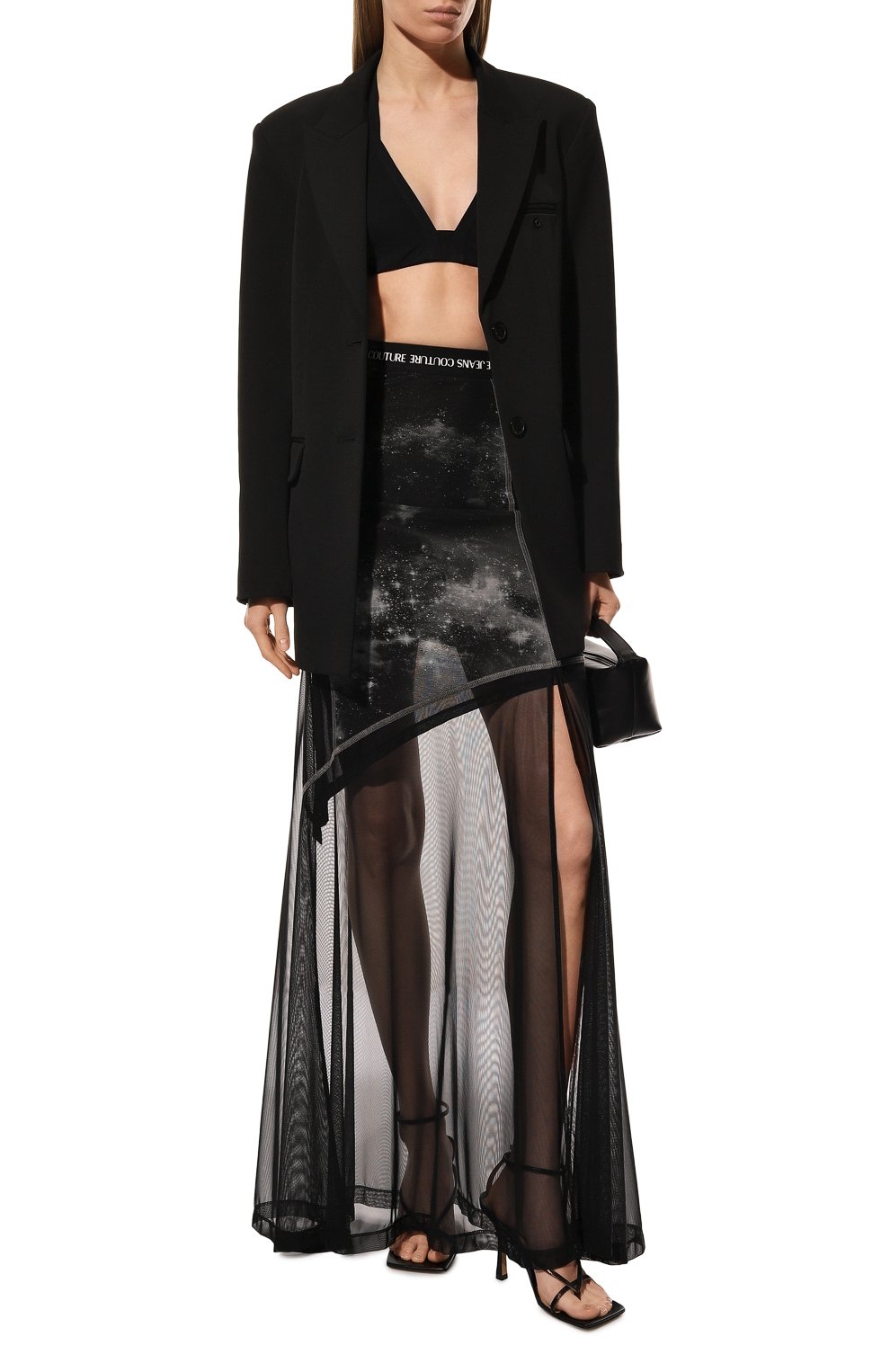 Юбка VERSACE JEANS COUTURE черного цвета по цене 34300 руб., арт. 73HAE809-73DP809 TULLE ST PRINT SPACE/JS107, фото 2 Юбка VERSACE JEANS COUTURE, арт. 73HAE809-73DP809 TULLE ST PRINT SPACE/JS107, фото 2
