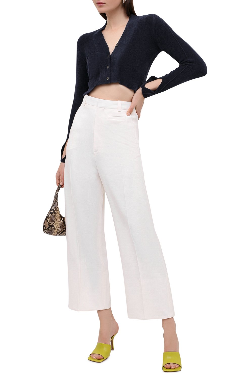 Брюки из шерсти и вискозы JACQUEMUS белого цвета по цене 46750 руб., арт. 203PA04/120110, фото 2 Брюки из шерсти и вискозы JACQUEMUS, арт. 203PA04/120110, фото 2