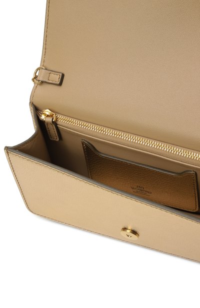 Сумка vlogo signature mini VALENTINO золотого цвета по цене 152500 руб., арт. 9W2P0AY5/CHL, фото 5 Сумка vlogo signature mini VALENTINO, арт. 9W2P0AY5/CHL, фото 5
