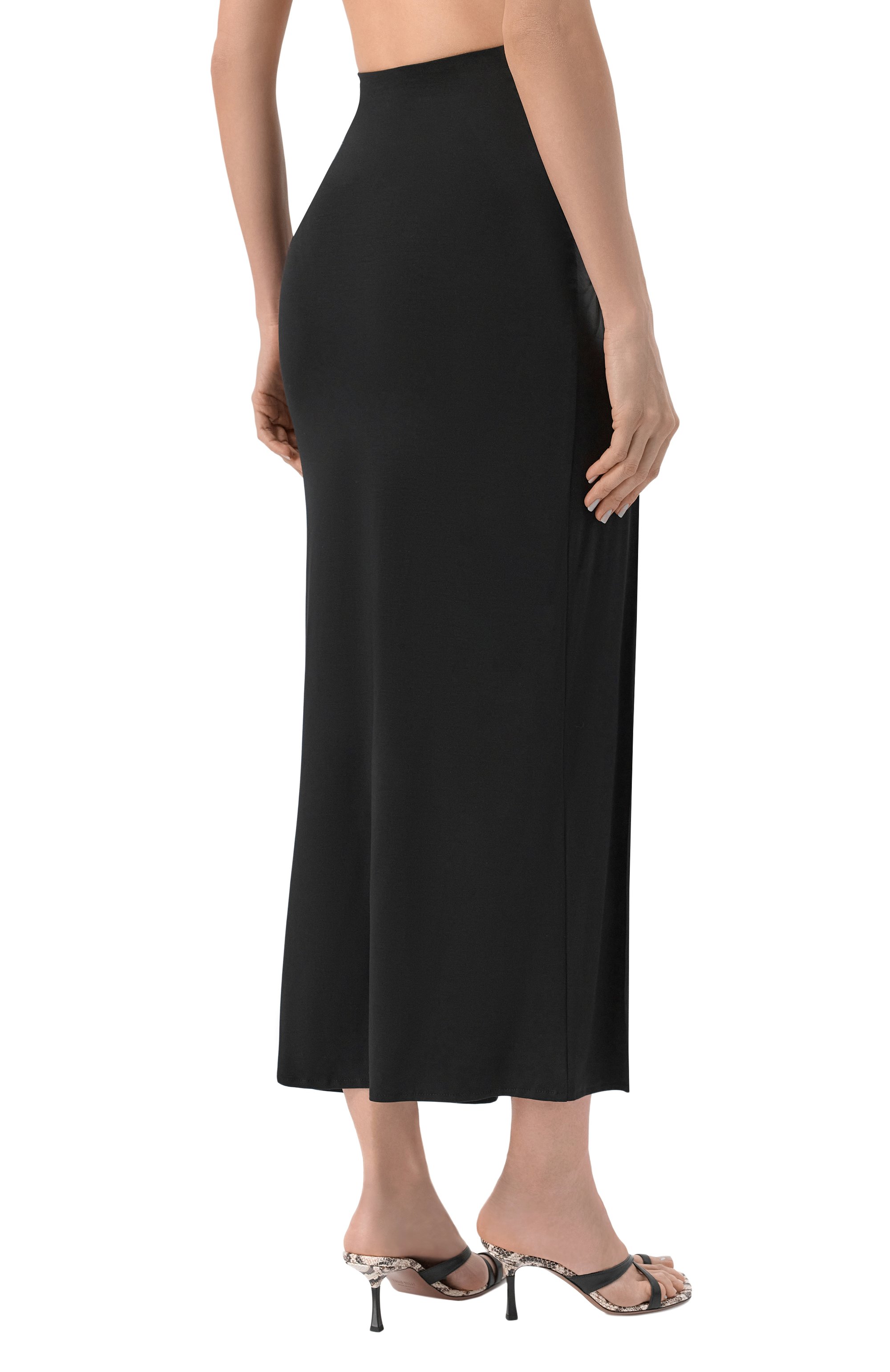 Юбка из лиоцелла UNDRESS CODE черного цвета по цене 18550 руб., арт. BLANCA SKIRT, фото 4 Юбка из лиоцелла UNDRESS CODE, арт. BLANCA SKIRT, фото 4