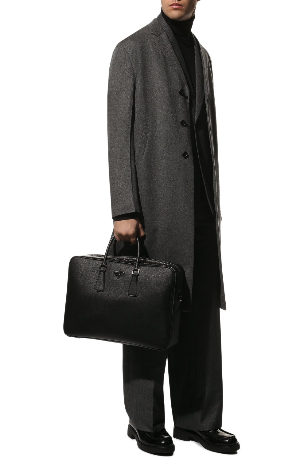 Кожаная сумка для ноутбука PRADA черного цвета по цене 475000 руб., арт. 2VE010-9Z2-F0002-OOO, фото 8 Кожаная сумка для ноутбука PRADA, арт. 2VE010-9Z2-F0002-OOO, фото 8