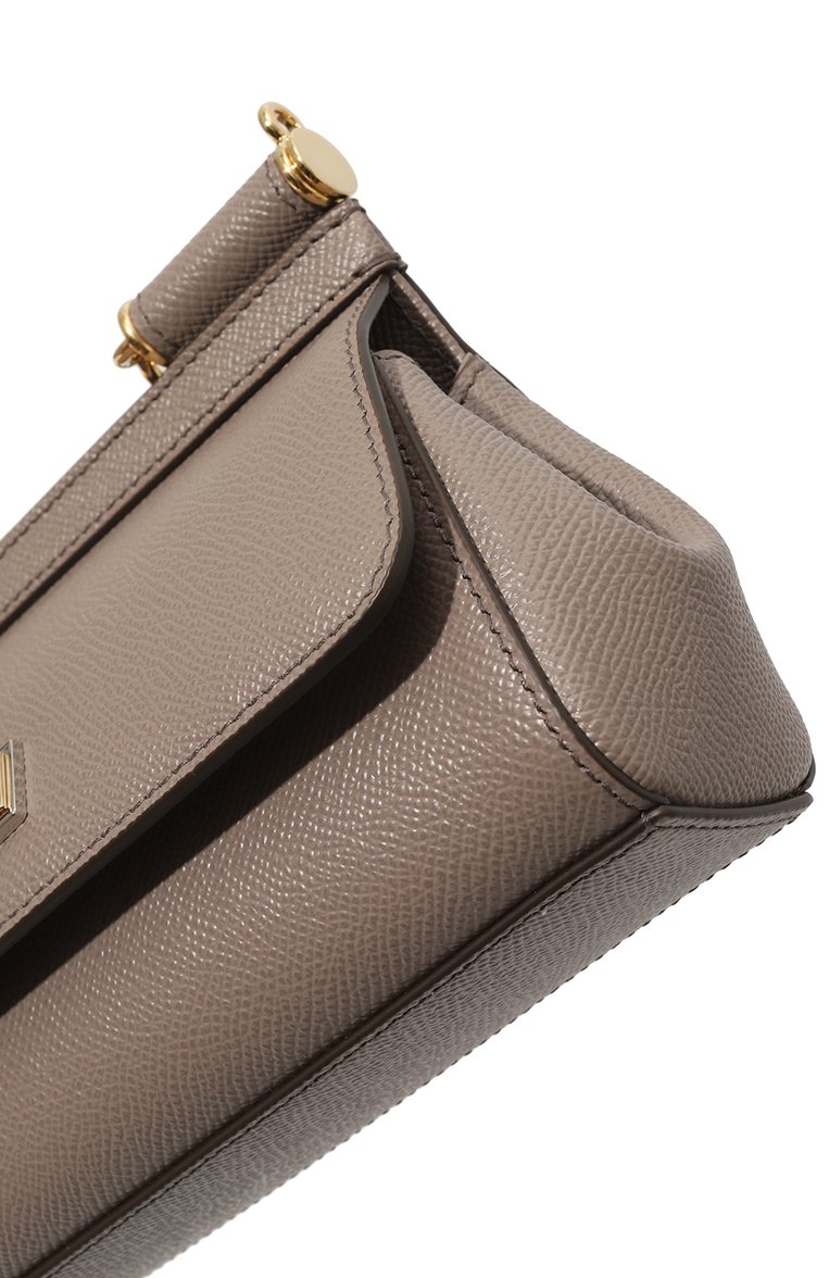 Женская сумка sicily small DOLCE & GABBANA светло-серого цвета, арт. BB9116_BE9116/A1001_1 | Фото 3 (Размер: small; Материал сплава: Проставлено; Материал: Натуральная кожа; Ремень/цепочка: На ремешке; Драгоценные камни: Проставлено; Сумки-технические: Сумки top-handle)