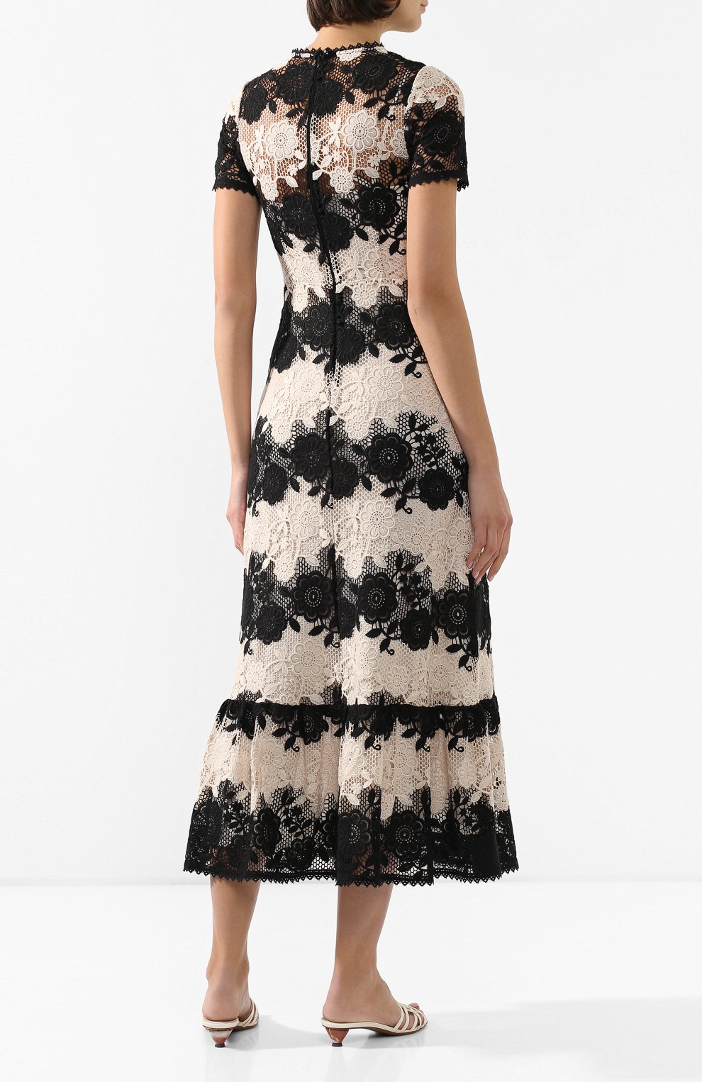 Платье REDVALENTINO черно-белого цвета по цене 141000 руб., арт. TR0VA12Y/51V, фото 4 Платье REDVALENTINO, арт. TR0VA12Y/51V, фото 4
