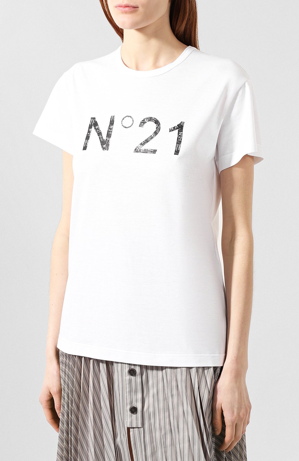 Хлопковая футболка N21 белого цвета по цене 29950 руб., арт. 20E N2M0/F011/4157, фото 3 Хлопковая футболка N21, арт. 20E N2M0/F011/4157, фото 3