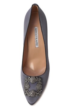 Женские текстильные туфли hangisi 105 MANOLO BLAHNIK т�емно-синего цвета, арт. 9XX-0664/SAT | Фото 6 (Материал внутренний: Натуральная кожа; Каблук высота: Высокий; Драгоценные камни: Проставлено; Подошва: Плоская; Материал внешний: Текстиль; Материал сплава: Проставлено; Каблук тип: Шпилька)