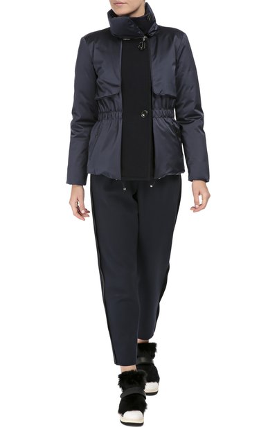 Утепленная приталенная куртка с высоким воротником GIORGIO ARMANI, арт. UAB13W/UA194, фото 2