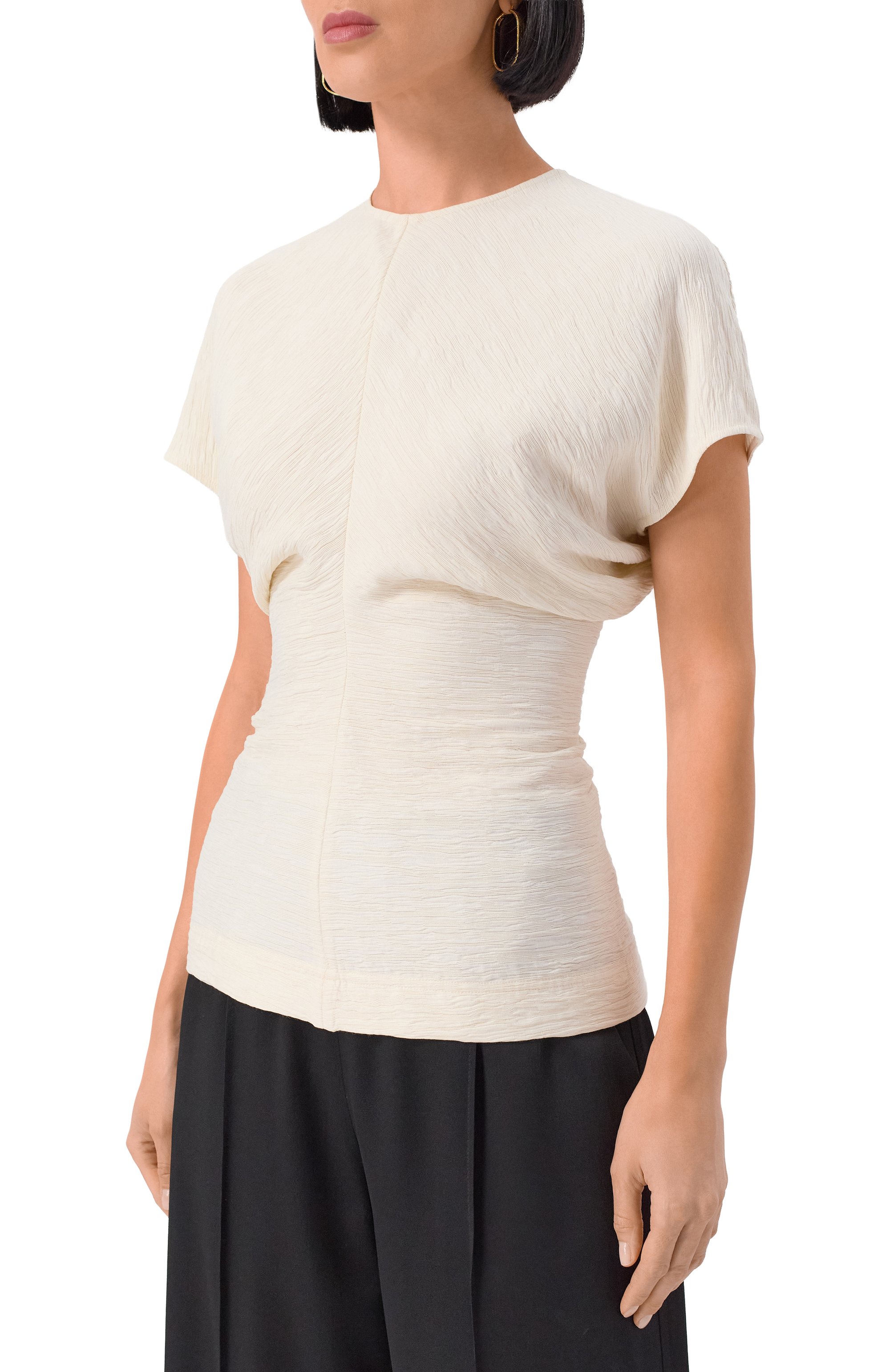 Топ из вискозы TOTEME кремового цвета по цене 56100 руб., арт. 243-WRT0331-FB0199, фото 3 Топ из вискозы TOTEME, арт. 243-WRT0331-FB0199, фото 3