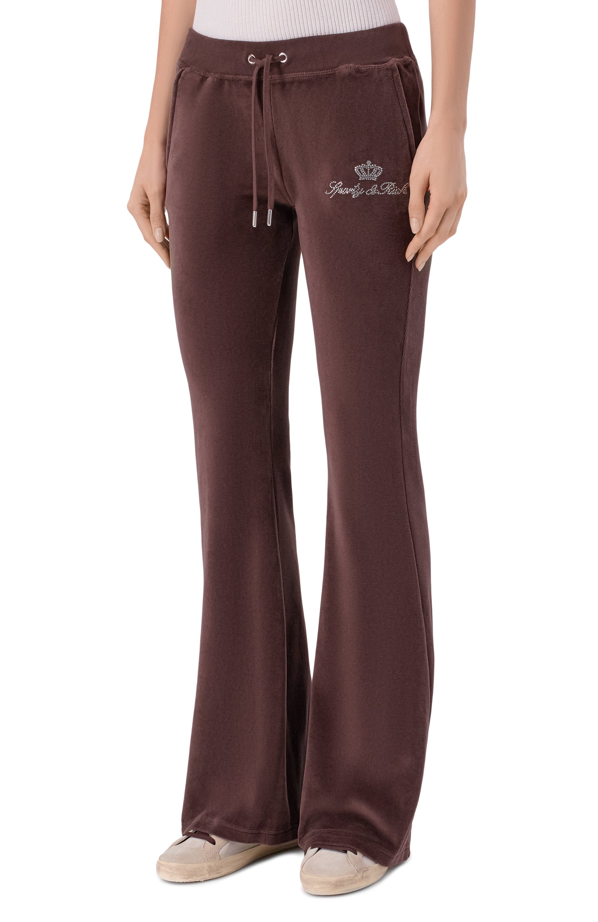 Хлопковые брюки SPORTY AND RICH коричневого цвета по цене 36450 руб., арт. PA067716689BR03/JUICY SCRIPT VEL0UR SWEATPANT, фото 3 Хлопковые брюки SPORTY AND RICH, арт. PA067716689BR03/JUICY SCRIPT VEL0UR SWEATPANT, фото 3