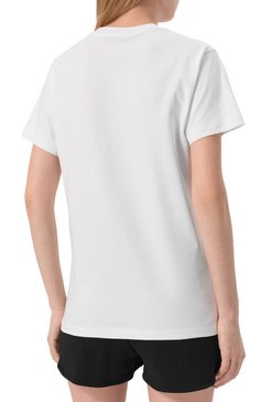 Женская хлопковая футболка HINNOMINATE белого цвета, арт. HMABW01406 | Фото 4 (Рукава: Короткие; Длина (для топов): Стандартные; Материал внешний: Хлопок; Принт: Без принта; Стили: Спорт-шик)