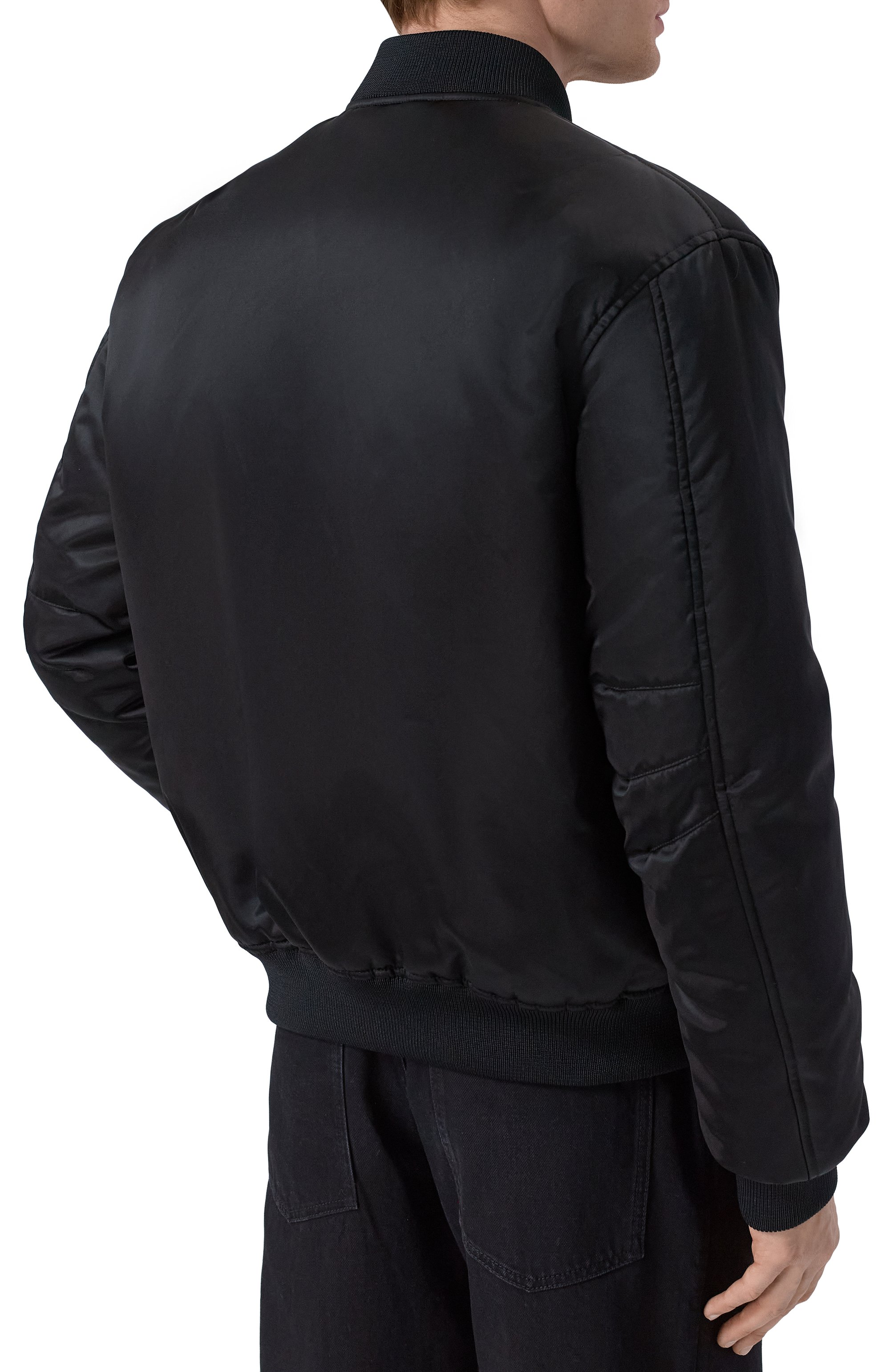 Бомбер GUCCI черного цвета по цене 352000 руб., арт. 823418/ZAADM, фото 4 Бомбер GUCCI, арт. 823418/ZAADM, фото 4