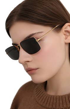 Женские солнцезащитные очки RAY-BAN черного цвета, арт. 3669-905487 | Фото 2 (Кросс-КТ: С/з-унисекс; Региональные ограничения белый список (Axapta Mercury): Не проставлено, RU; Нос: Не проставлено; Тип очков: С/з; Материал: Металл; Оптика Гендер: оптика-унисекс; Очки форма: Прямоугольные)